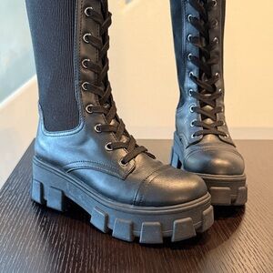 Circus by Sam Edelman Black Lace-Up Platform Boots